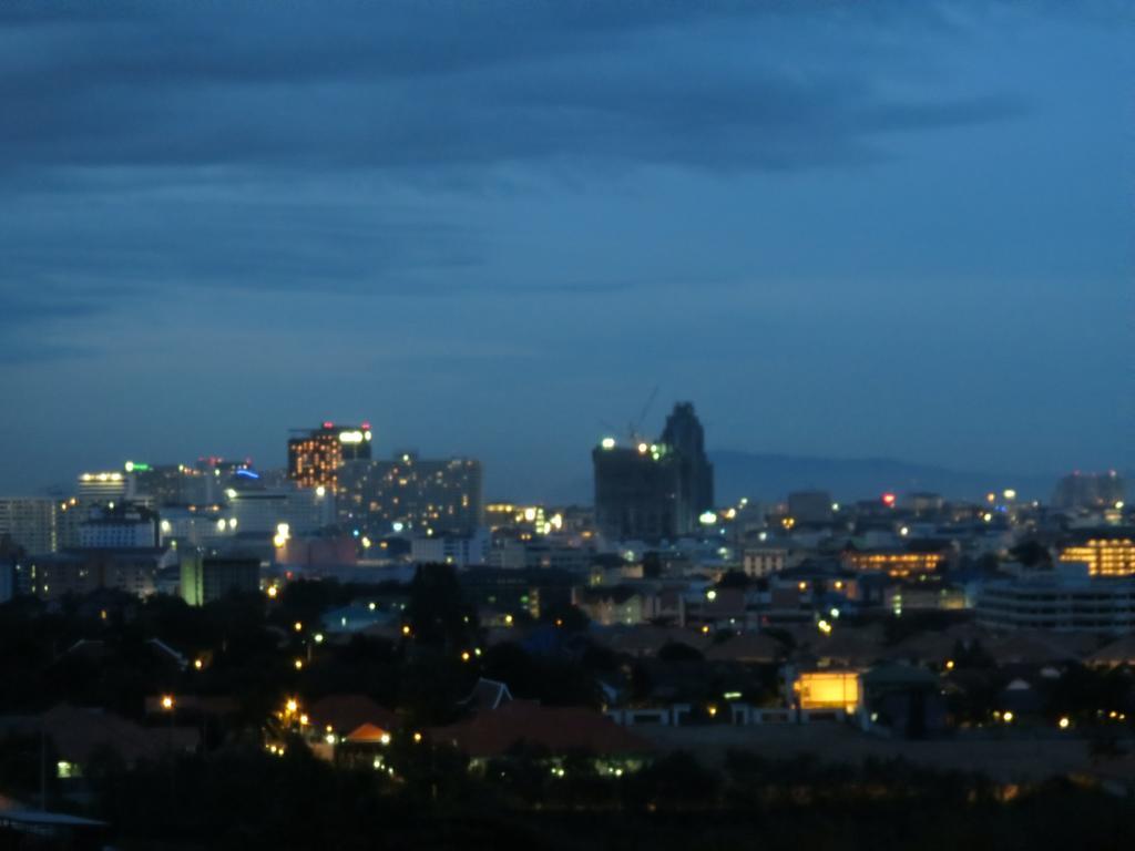 View Talay 1B Studio Патая Стая снимка